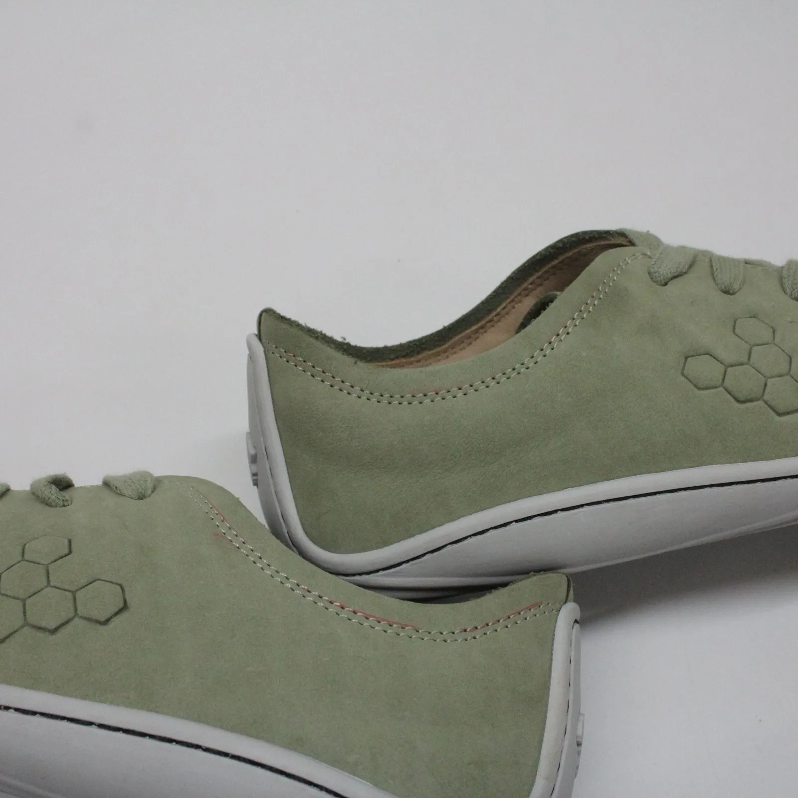 Addis Lewa Leather Women's Low Top Trainers - UK 4 - US 7 Women - EU 37