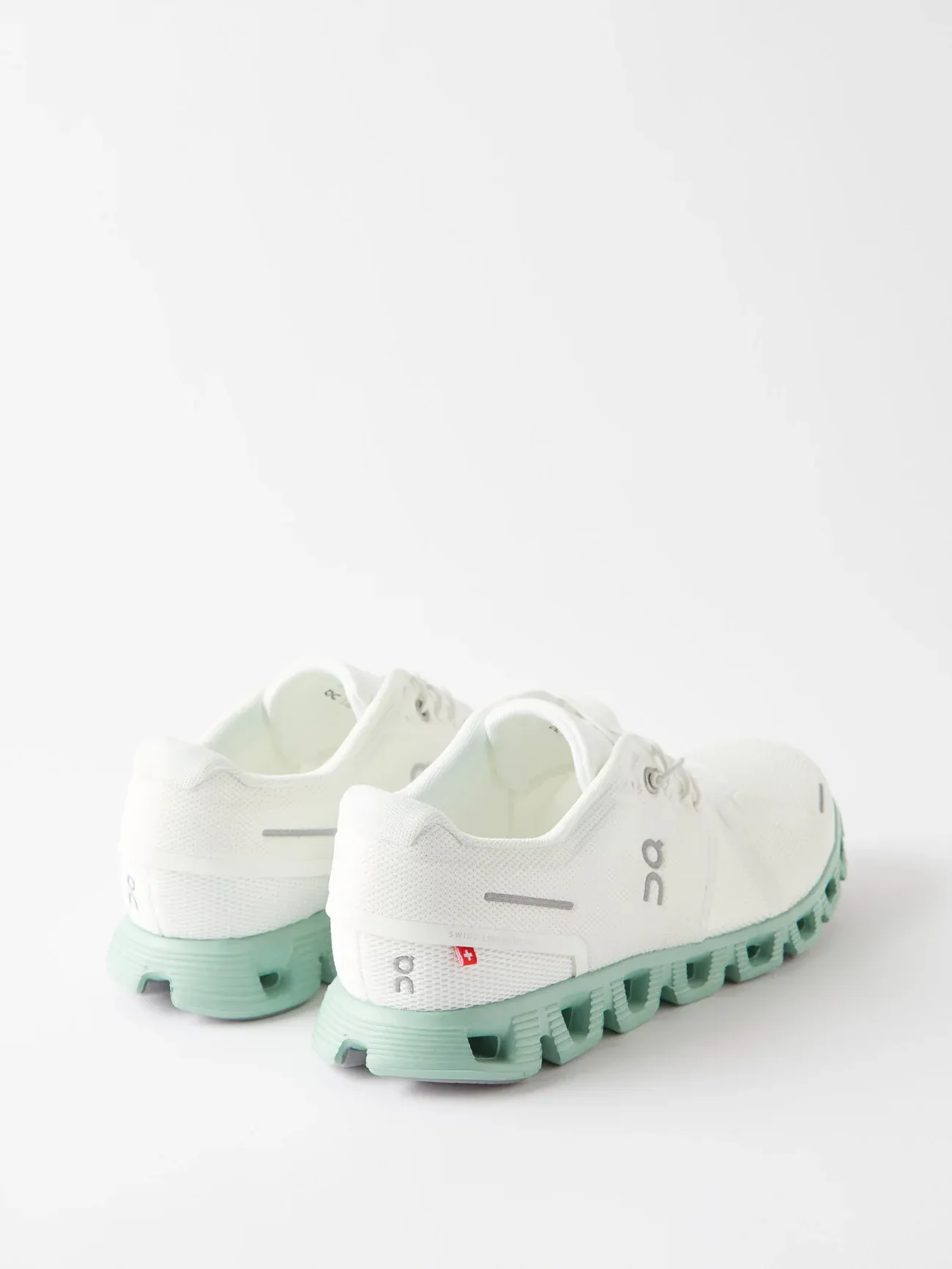 Cloud 5 Mesh Trainers