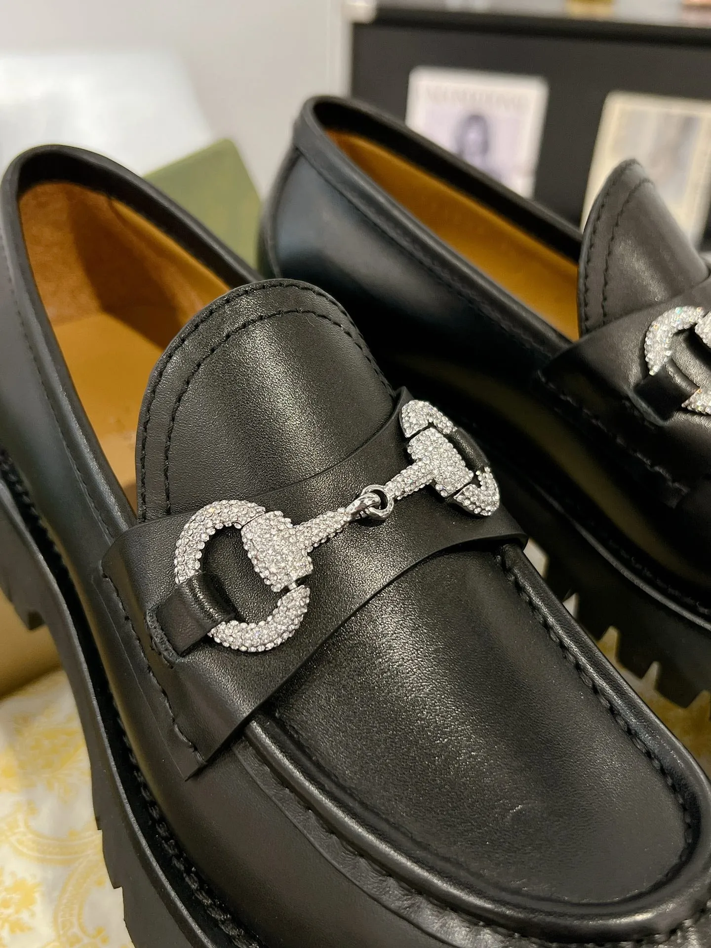 GG CRYSTAL LOAFER WITH HORSEBIT BLACK CALFSKIN