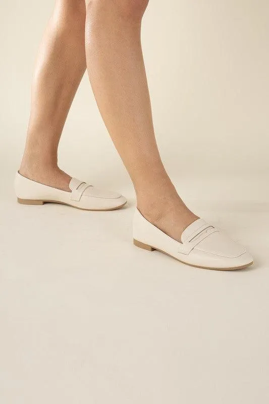 Harriet-8 Classic Casual Flats