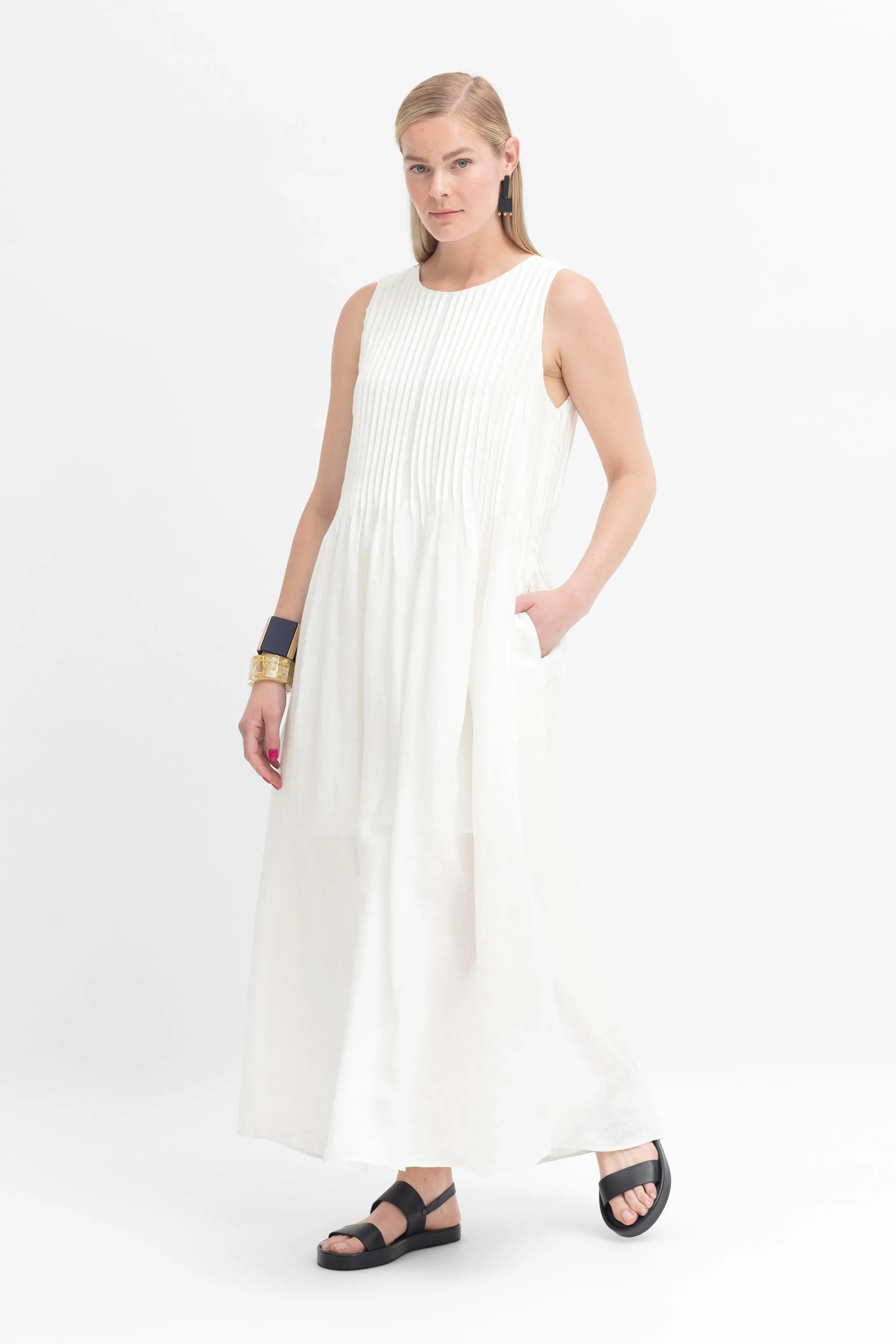 Lin Linen Dress