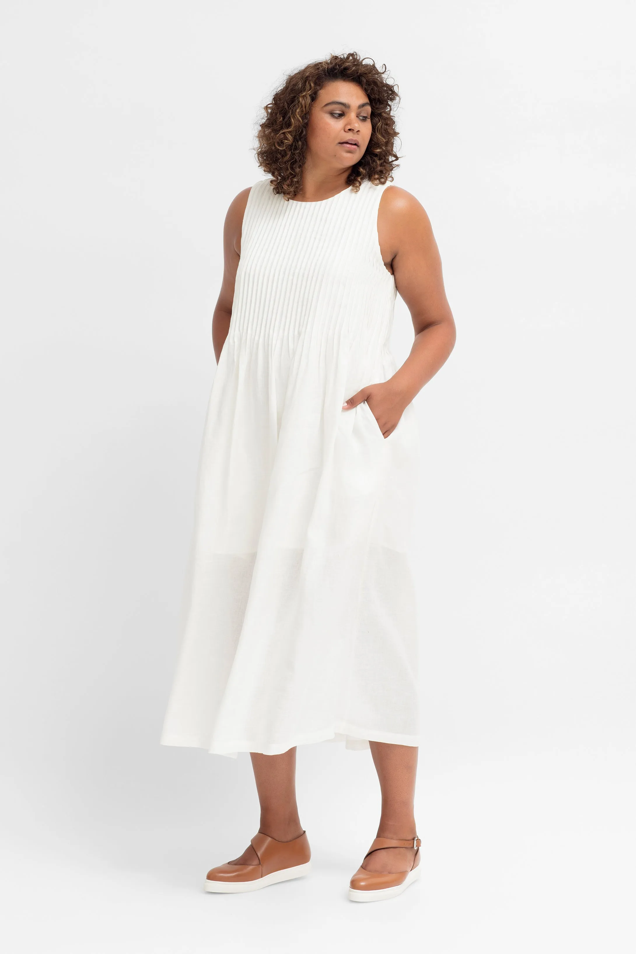 Lin Linen Dress