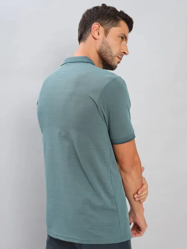 Men Colorblock Slim Fit Polo T-shirt with ELASTO PLUS