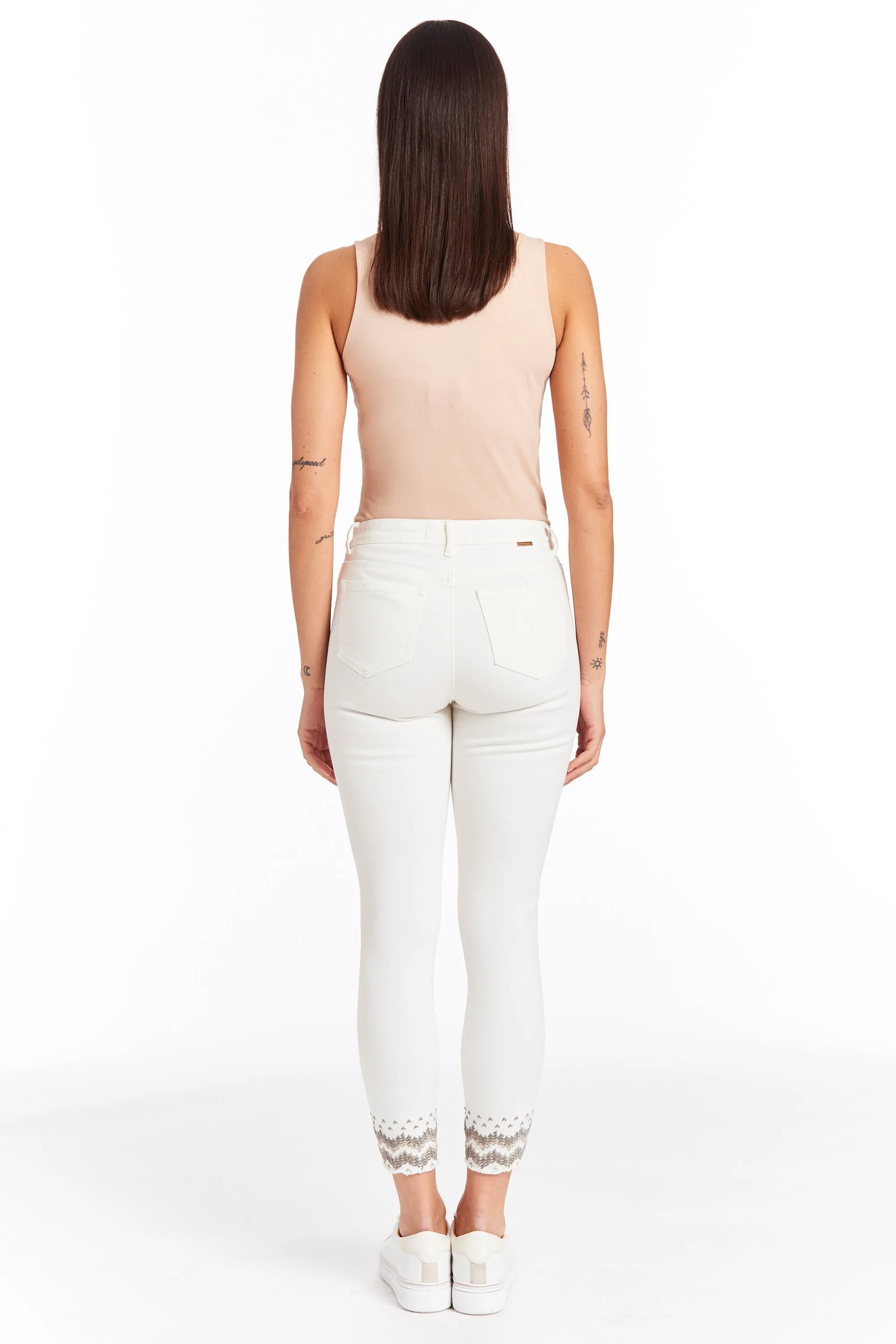 Mona - Embroidered Hem Skinny Crop In White