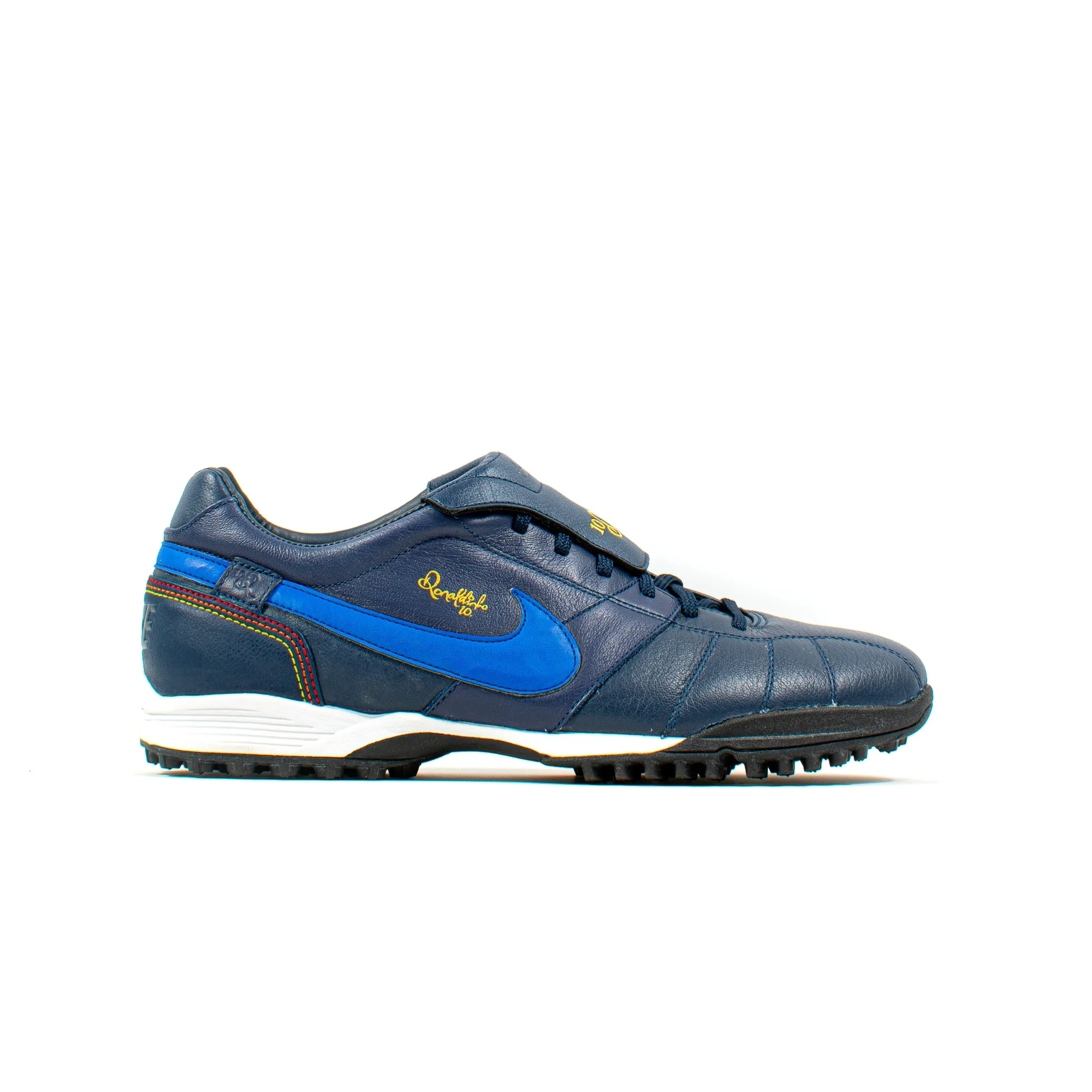 Nike Tiempo Ronaldinho Guri Obsidian Turf