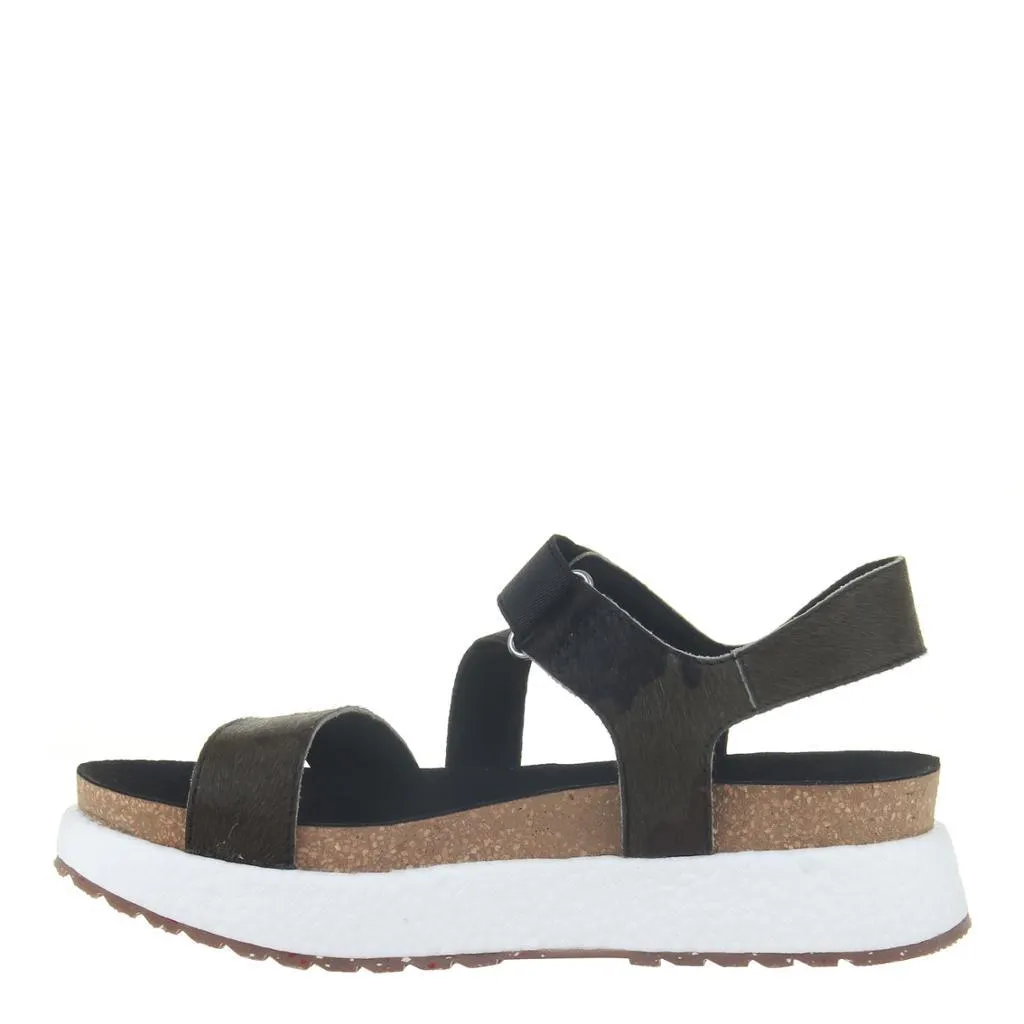 SIERRA in MUD Platform Sandals