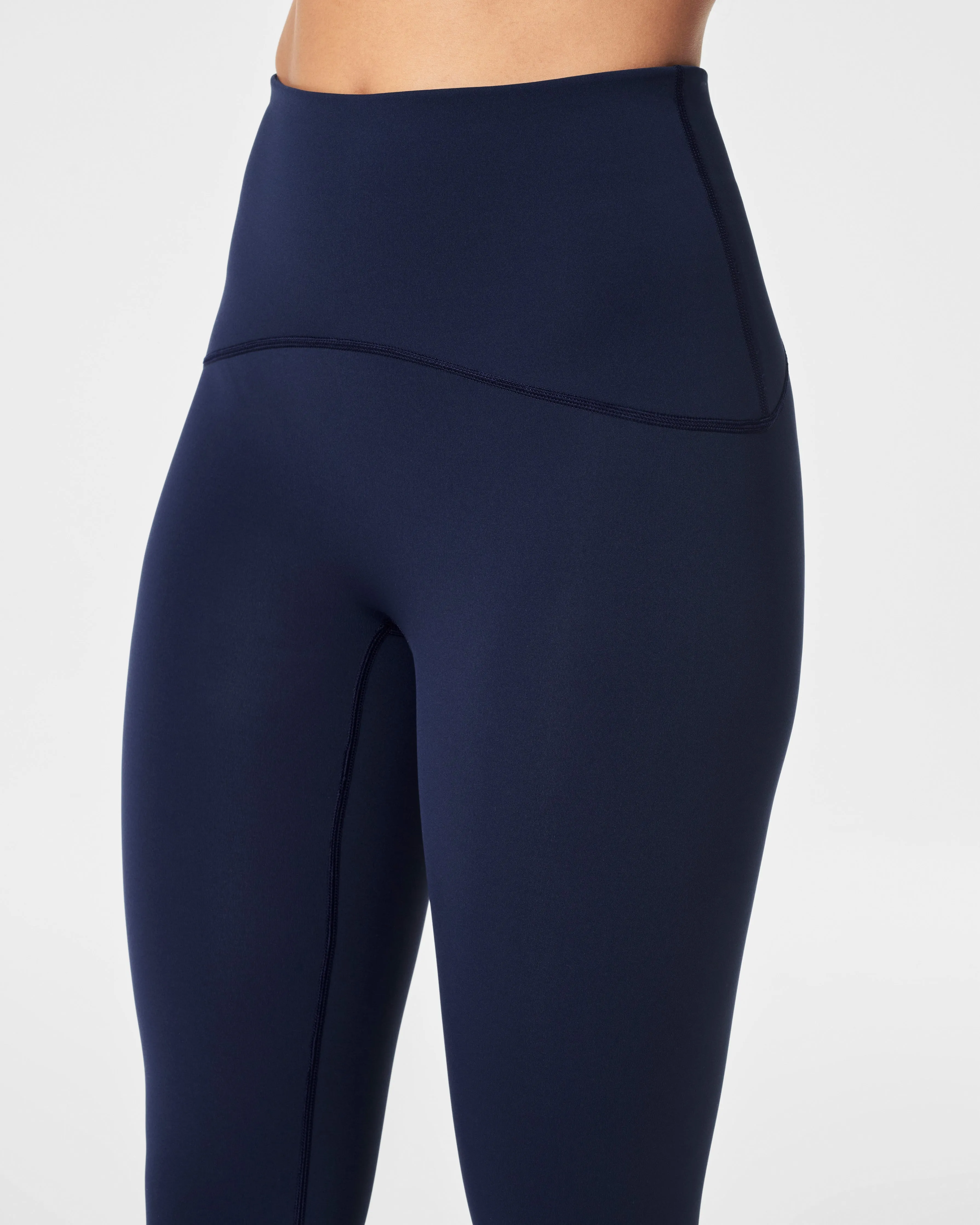 SPANXshape™ Booty Boost® 7/8 Leggings