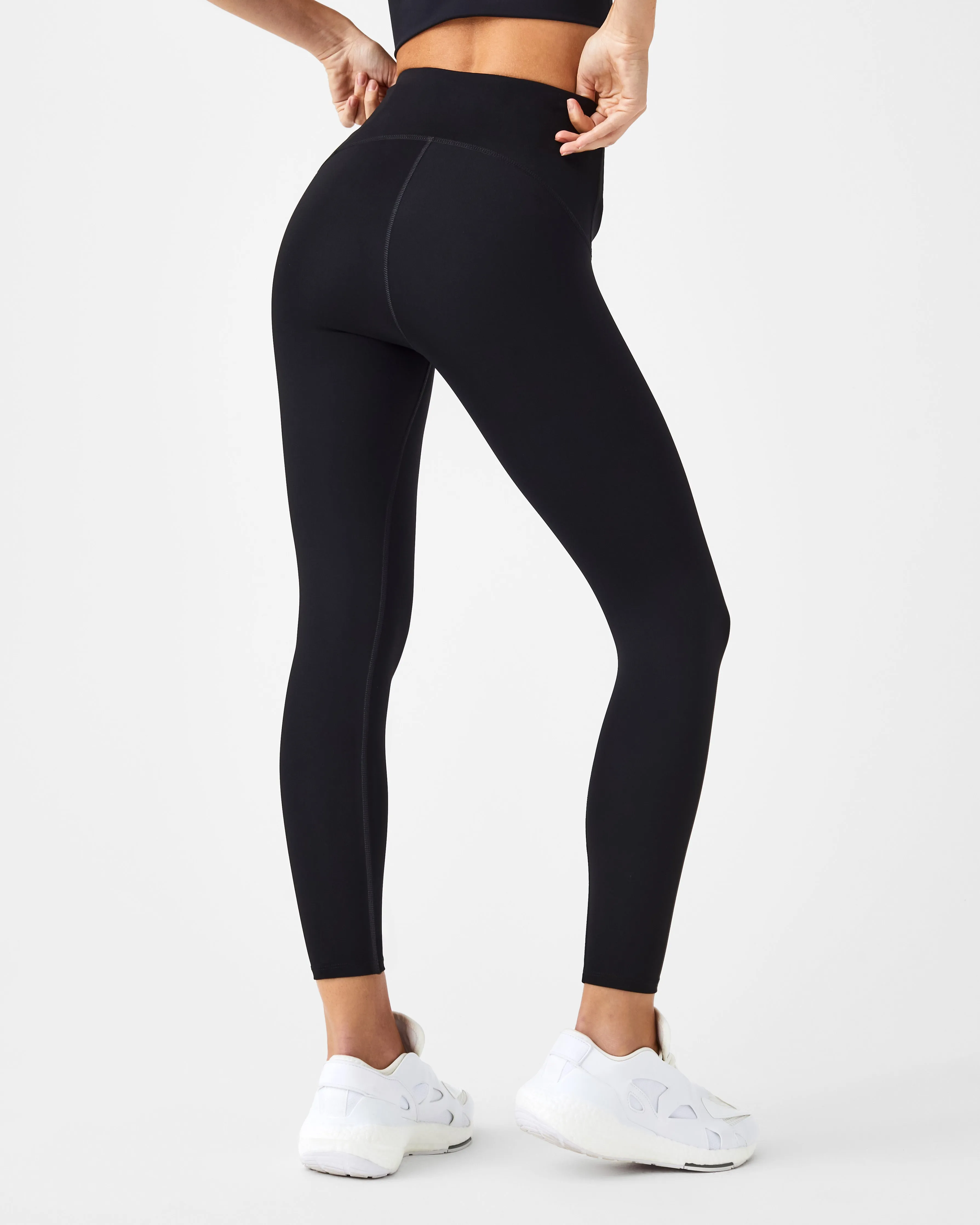 SPANXshape™ Booty Boost® 7/8 Leggings