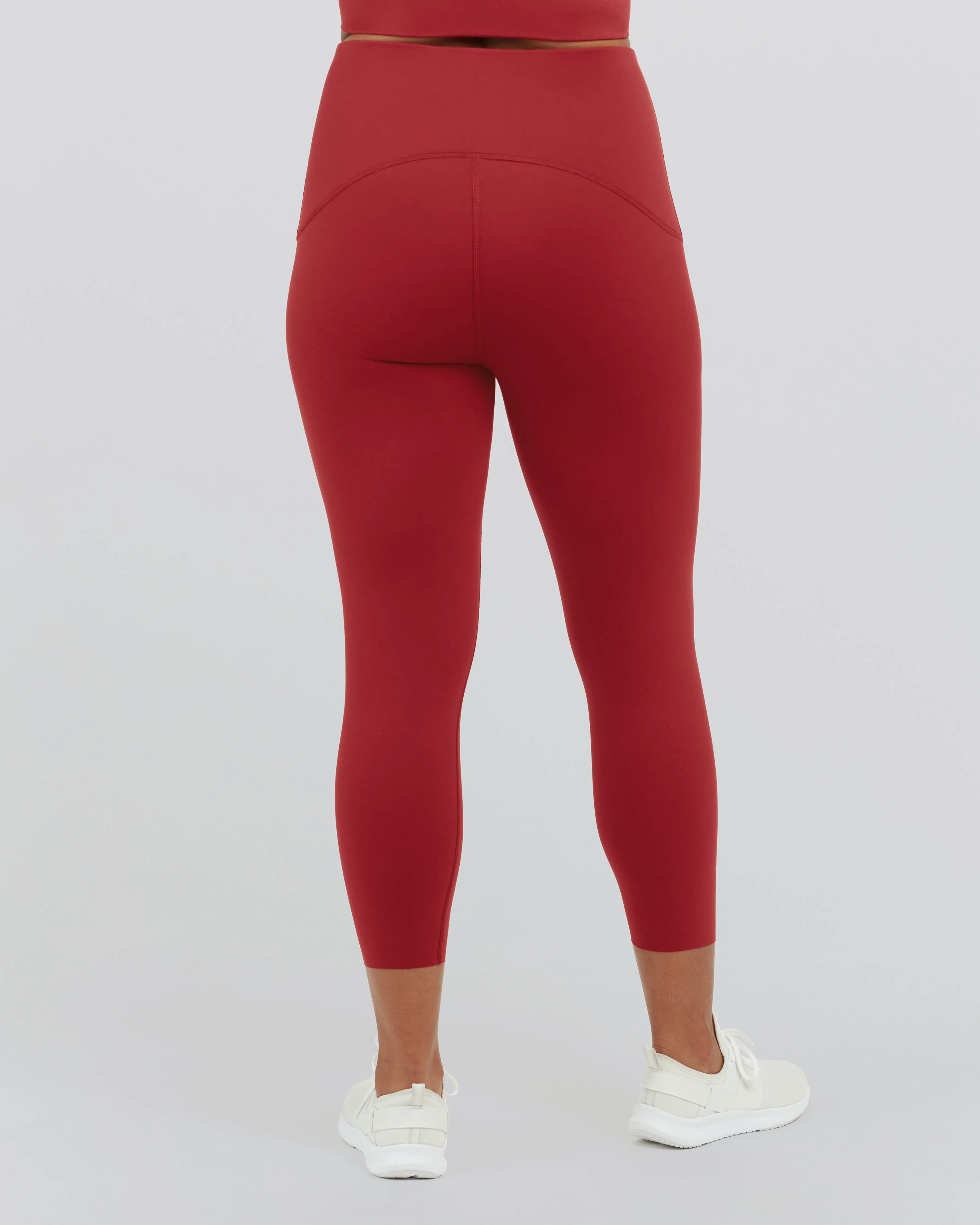 SPANXshape™ Booty Boost® 7/8 Leggings