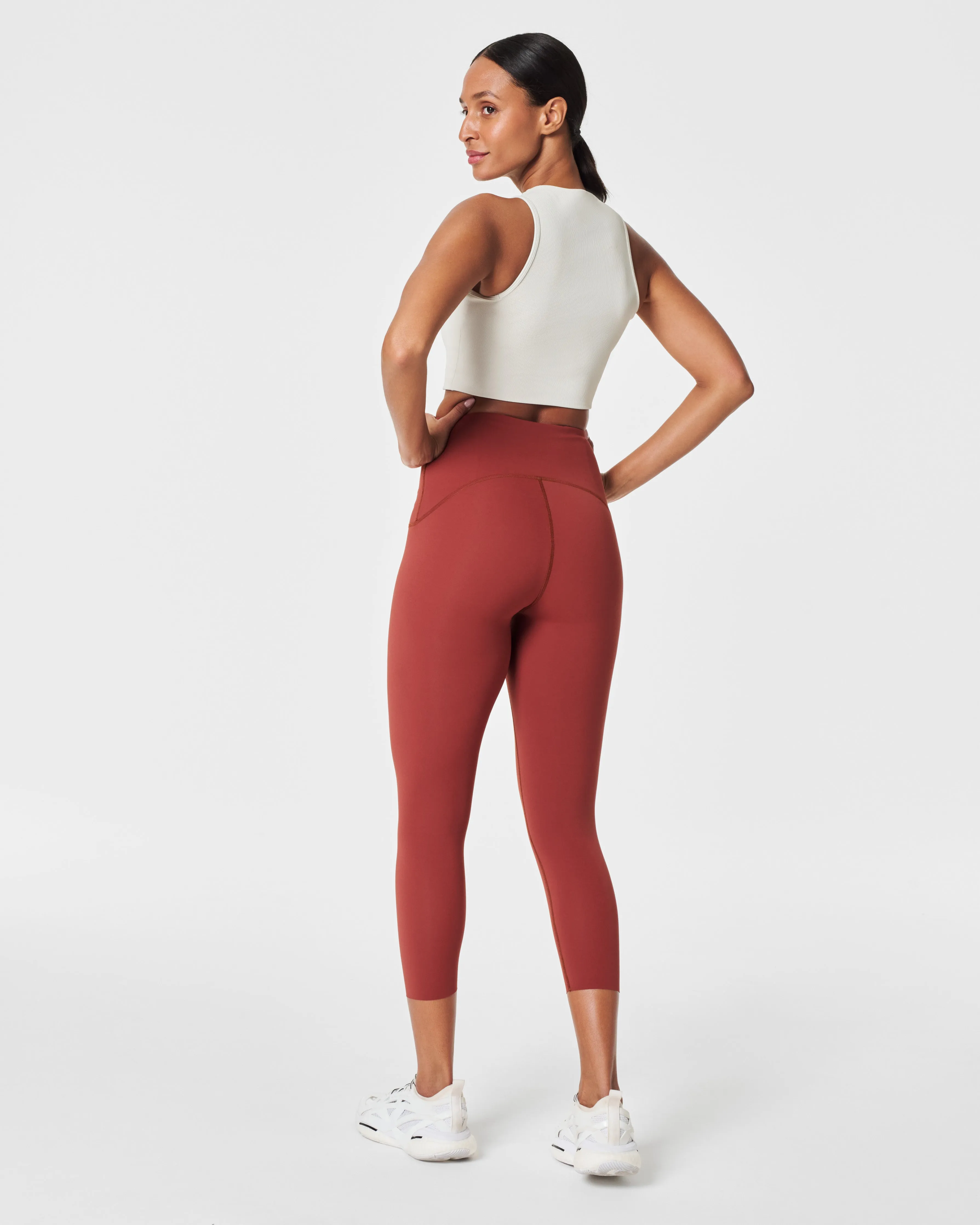 SPANXshape™ Booty Boost® 7/8 Leggings